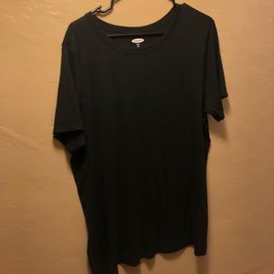 Like new Old navy Black scoop neck shirt 3X